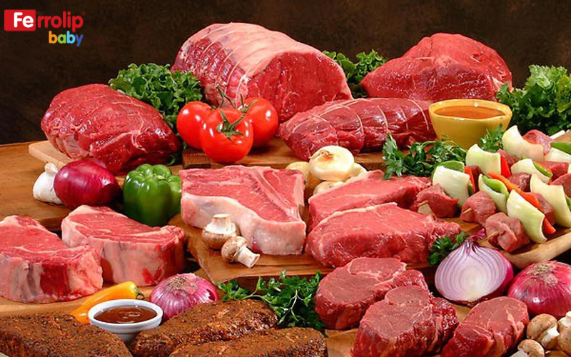 Thịt đỏ cung cấp cho trẻ lượng sắt lớn để tạo máu